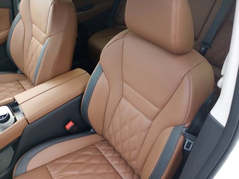 New 2026 Nissan Rogue Platinum w/ Platinum Premium Package image 9