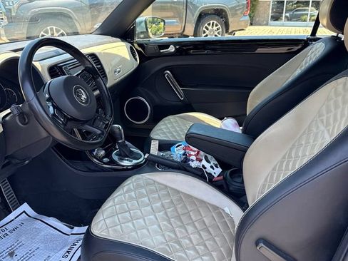 Used 2019 Volkswagen Beetle 2.0T Final Edition SEL FWD image 6