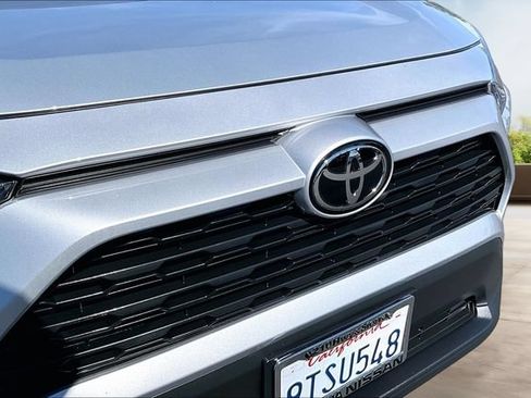 Used 2025 Toyota RAV4 LE FWD image 32