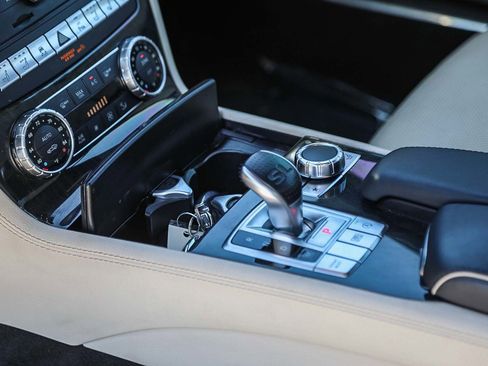 Used 2017 Mercedes-Benz SL 450 image 19