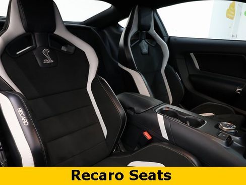 Used 2021 Ford Mustang Shelby GT500 w/ Carbon Fiber Track Pack image 15