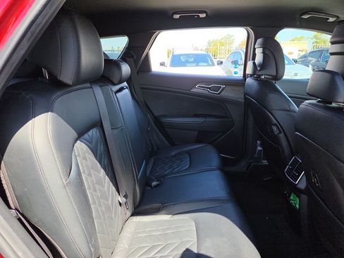 Used 2023 Kia Sportage X-Line AWD/4WD image 14