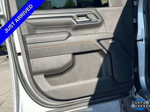 Used 2024 GMC Sierra 2500 AT4 w/ AT4 Premium Plus Package AWD/4WD image 28