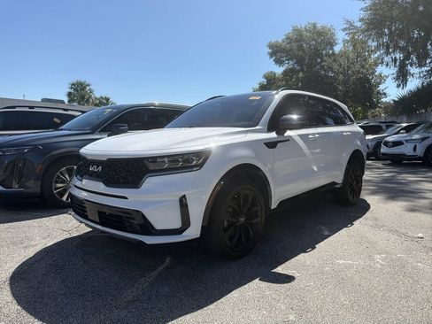 Used 2023 Kia Sorento SX FWD image 4