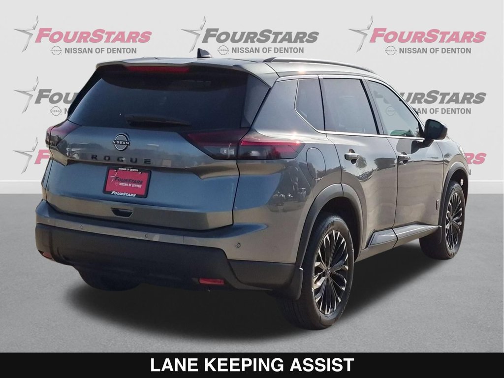 New 2026 Nissan Rogue Dark Armor FWD image 4