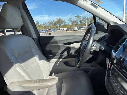 Used 2016 Honda Pilot Elite image 8