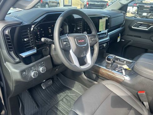 New 2026 GMC Sierra 1500 Elevation w/ Elevation Premium Package image 10