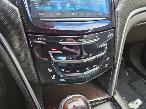 Used 2016 Cadillac XTS Luxury image 22