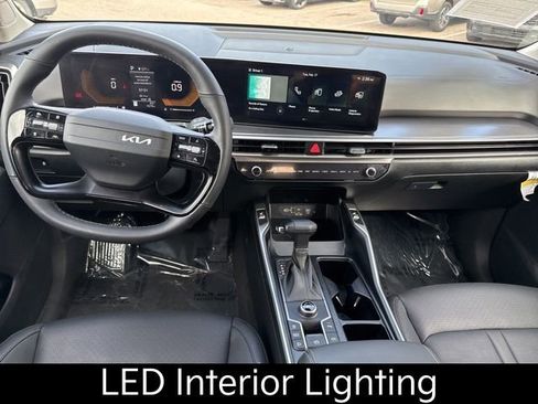 Certified 2026 Kia Sorento S w/ S Panoramic Sunroof Package image 17