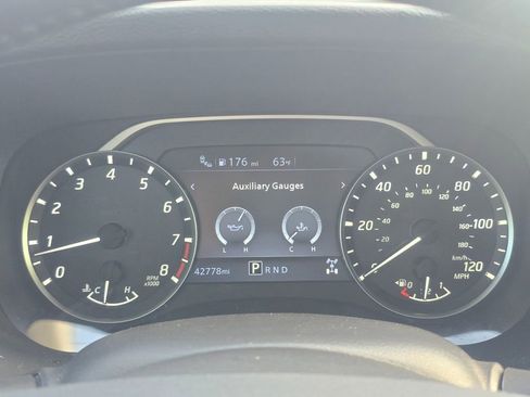 Used 2022 Nissan Frontier SV image 9