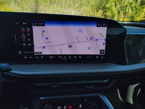 New 2025 Audi Q5 Prestige image 21