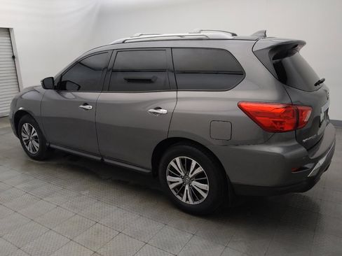 Used 2019 Nissan Pathfinder S FWD image 3