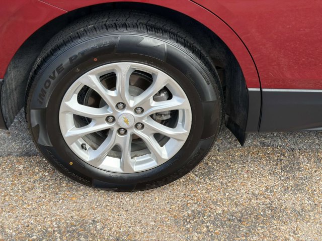 Used 2018 Chevrolet Equinox LT FWD image 5