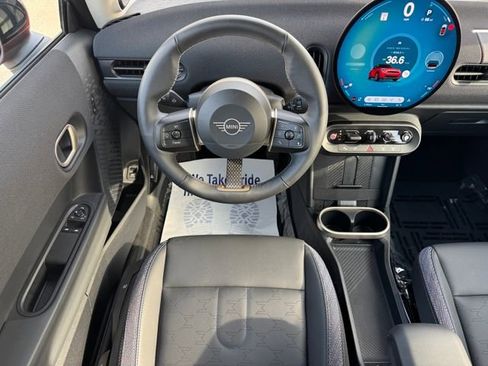 Certified 2025 MINI Cooper S image 19