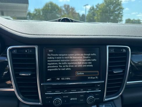Used 2016 Porsche Panamera 4 AWD/4WD image 18