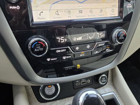 Used 2024 Nissan Murano SL image 26