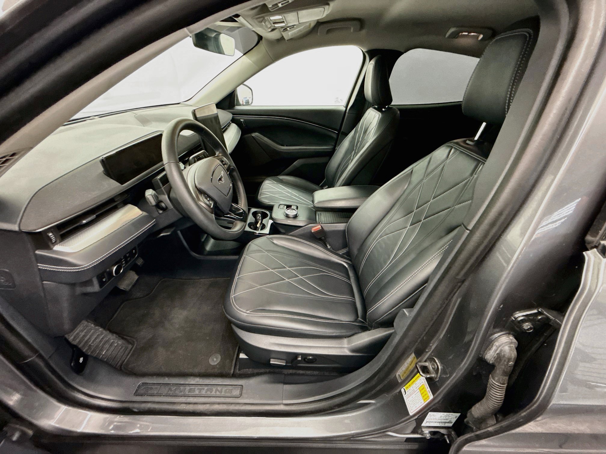 Used 2023 Ford Mustang Mach-E Select w/ Comfort Package Lite RWD image 13