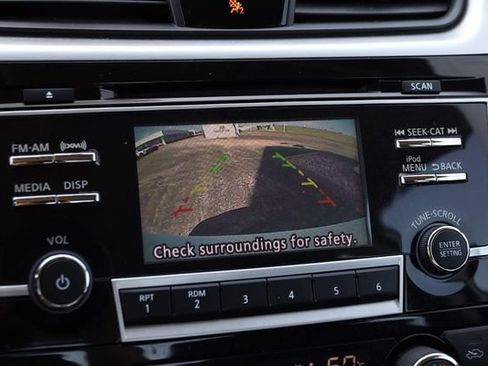 Used 2018 Nissan Altima 2.5 SV FWD image 16