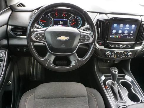 Used 2020 Chevrolet Traverse LT w/ Driver Confidence II Package AWD/4WD image 19