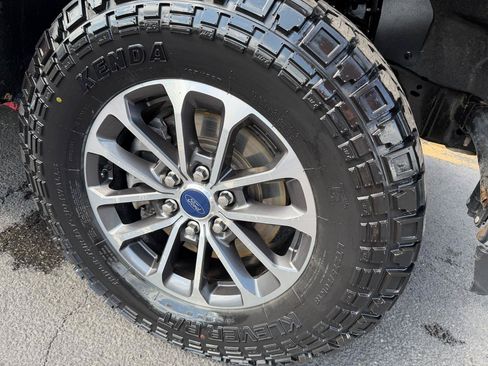 Used 2021 Ford F150 XLT w/ Trailer Tow Package AWD/4WD image 9