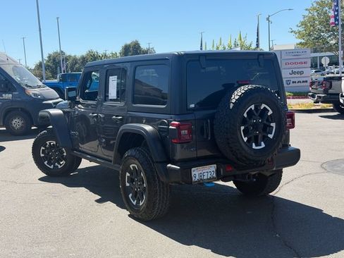 Used 2024 Jeep Wrangler Unlimited Rubicon 4xe AWD/4WD image 12