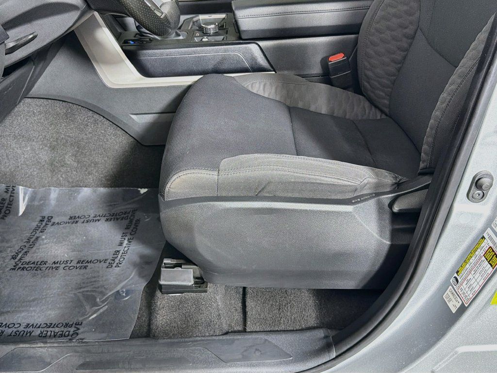 Used 2022 Toyota Tundra SR5 AWD/4WD image 18