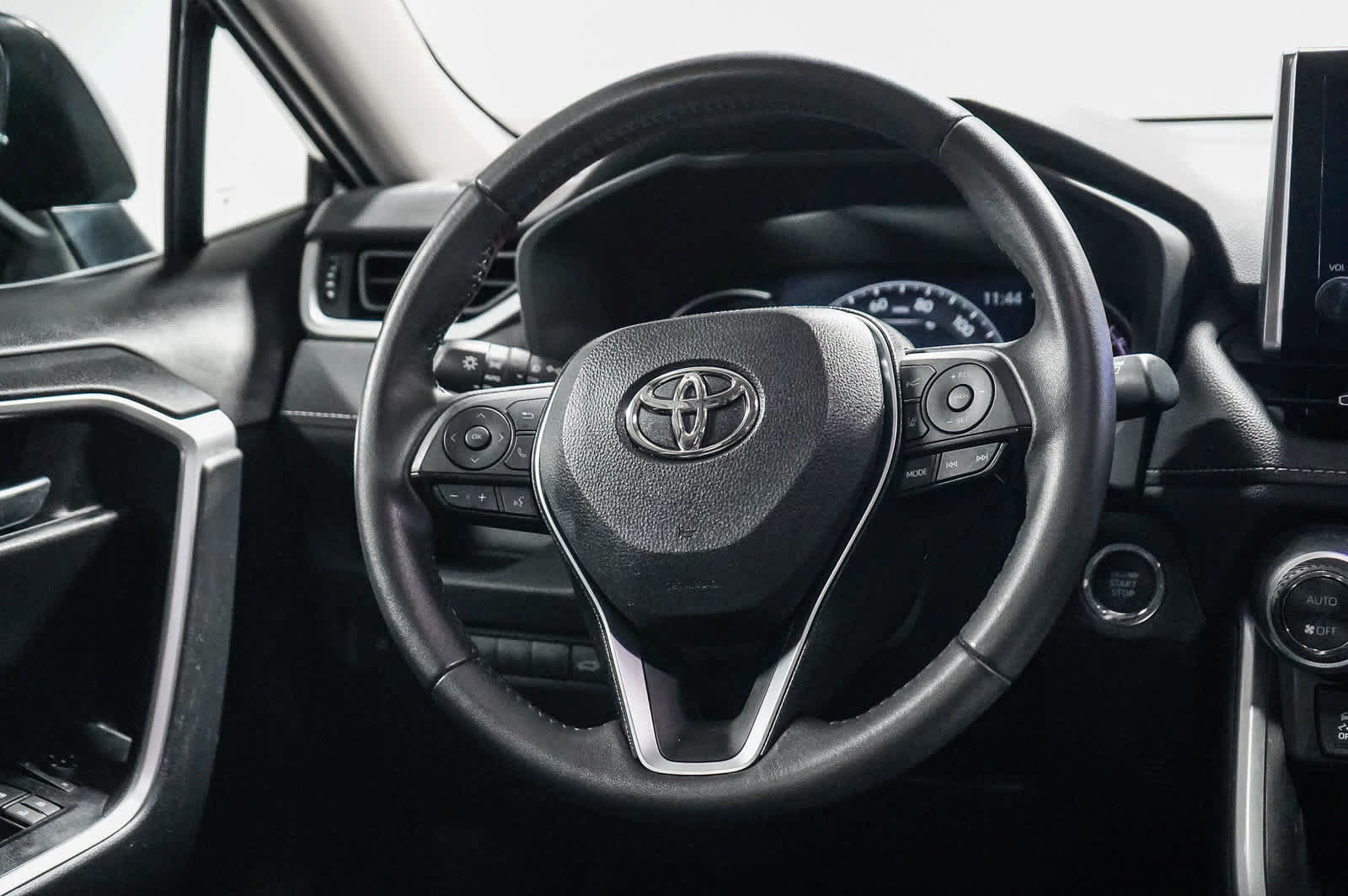 Certified 2023 Toyota RAV4 XLE Premium FWD image 15