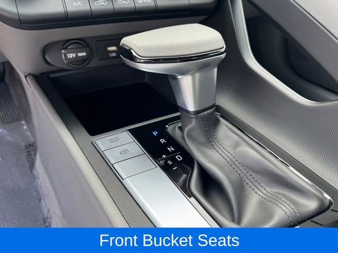 Certified 2024 Hyundai Elantra SE FWD image 15