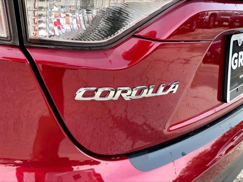 Used 2026 Toyota Corolla LE FWD image 30