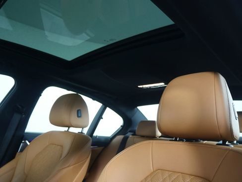 Certified 2023 BMW 530e w/ Executive Package image 12