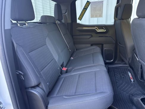 Used 2023 Chevrolet Silverado 1500 LT image 12