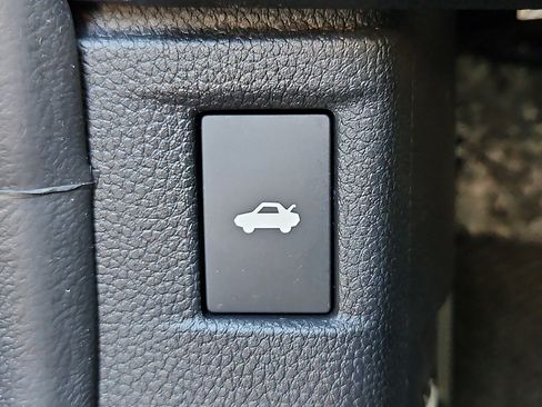 Used 2024 Honda Accord LX image 23