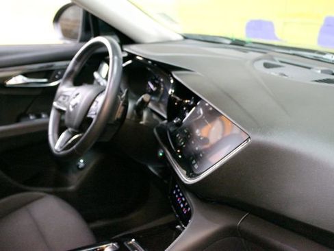 Used 2022 Buick Envision Preferred FWD image 10