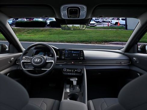 New 2026 Hyundai Elantra Blue image 11