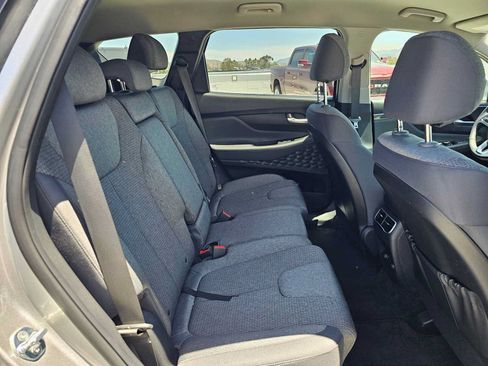 Used 2023 Hyundai Santa Fe SEL FWD image 12