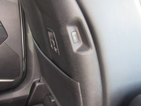 Used 2025 Kia Sportage X-Pro Prestige image 14