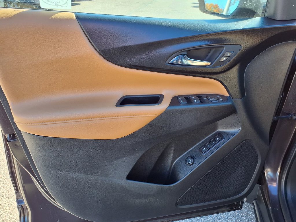 Used 2020 Chevrolet Equinox Premier FWD image 15