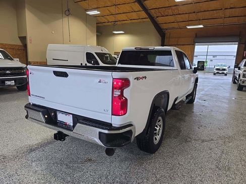 Used 2025 Chevrolet Silverado 2500 LT w/ Convenience Package image 3