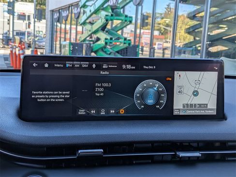 Used 2022 Genesis GV70 2.5T w/ Advanced Package image 20