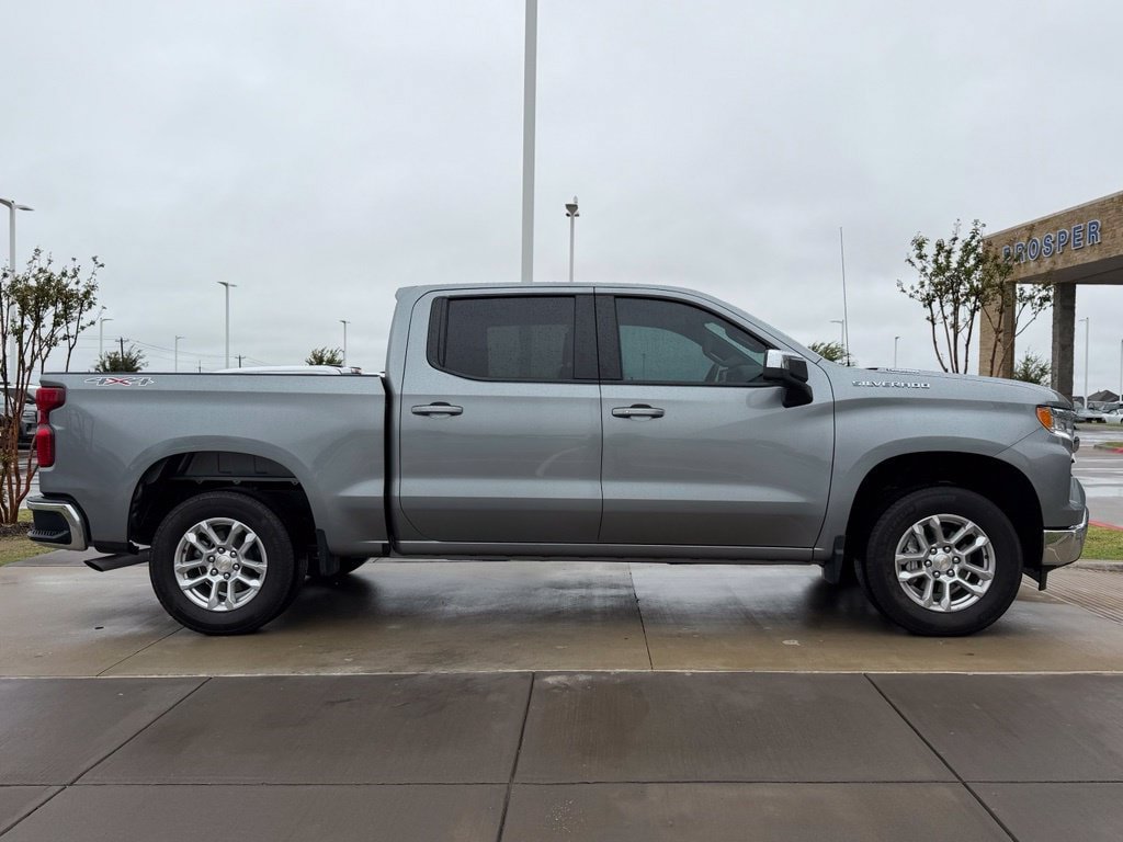 Used 2026 Chevrolet Silverado 1500 LT AWD/4WD image 19