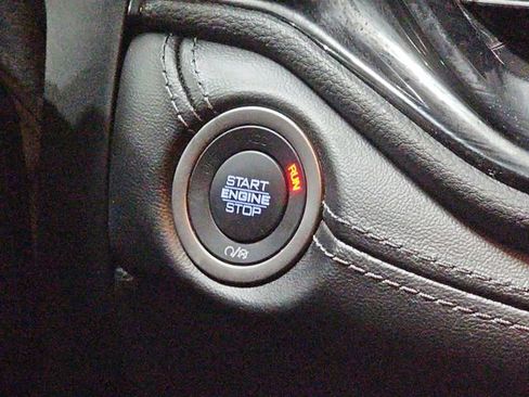 Used 2024 Dodge Durango SXT w/ SXT Blacktop Group image 18