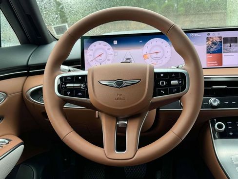 New 2026 Genesis GV70 2.5T Advanced image 13