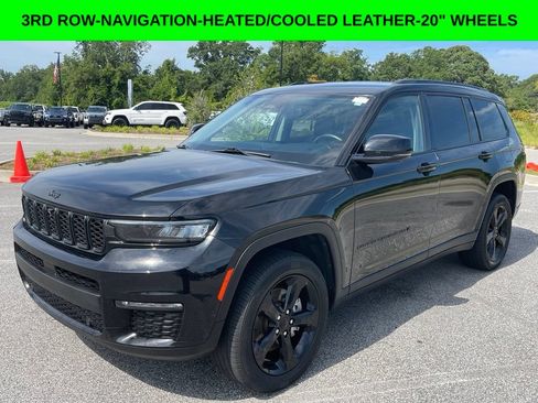 Used 2022 Jeep Grand Cherokee L Limited w/ Luxury Tech Group II RWD image 1