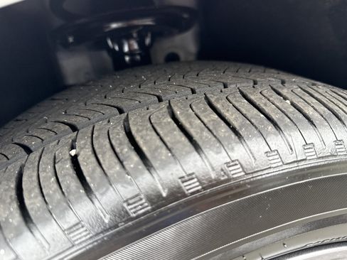 Used 2025 Honda Accord EX-L image 12