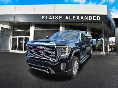 Used 2022 GMC Sierra 3500 Denali AWD/4WD image 7