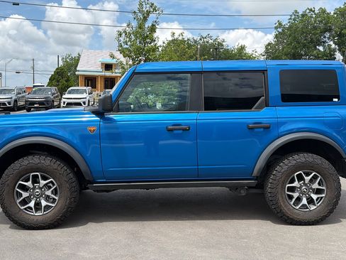 Used 2025 Ford Bronco Badlands AWD/4WD image 8