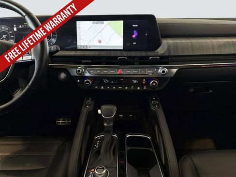 Used 2023 Kia Telluride AWD image 31