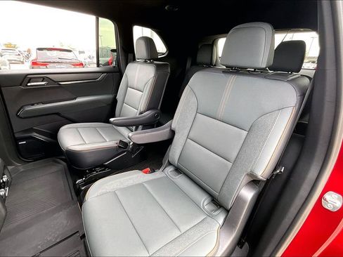 Used 2024 GMC Acadia AT4 w/ LPO, Floor Liner Package image 31