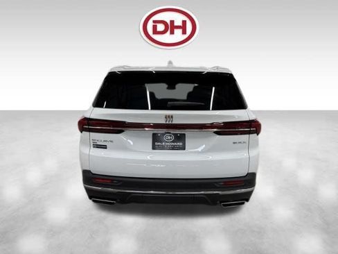 Used 2026 Buick Enclave Preferred AWD/4WD image 11