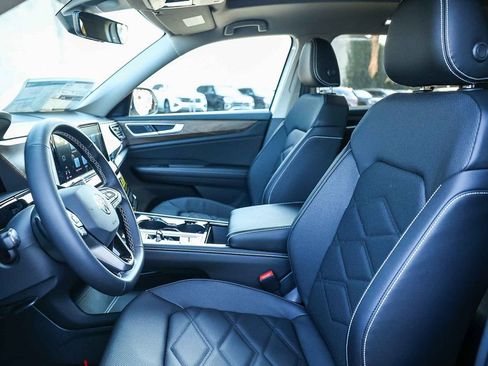 New 2026 Volkswagen Atlas SE image 27